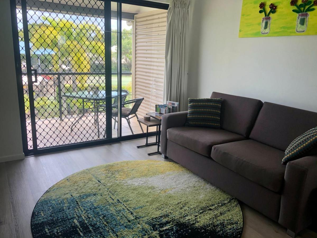 Apartment In 4* Resort - Pool Views - Great Location Noosaville Luaran gambar