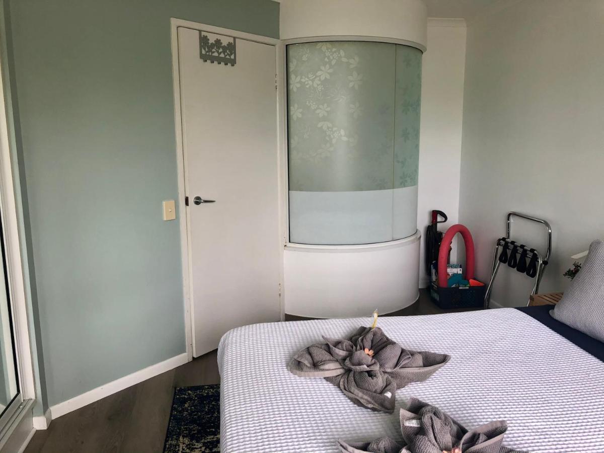 Apartment In 4* Resort - Pool Views - Great Location Noosaville Luaran gambar