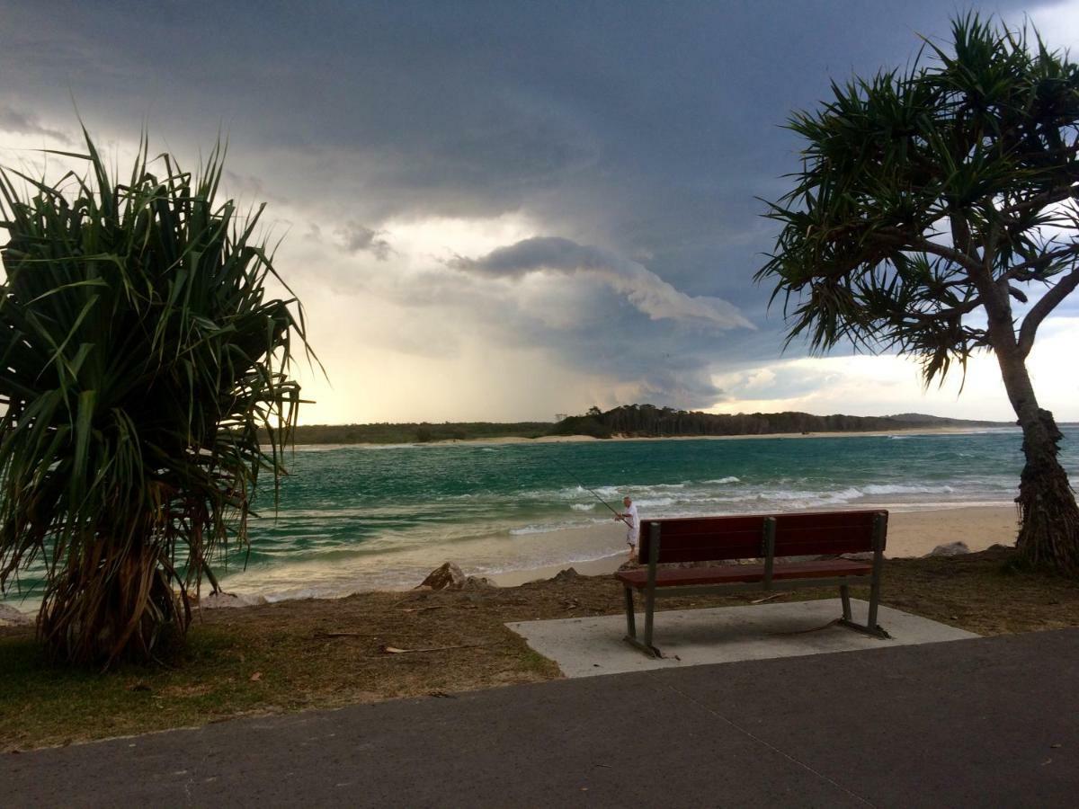 Apartment In 4* Resort - Pool Views - Great Location Noosaville Luaran gambar