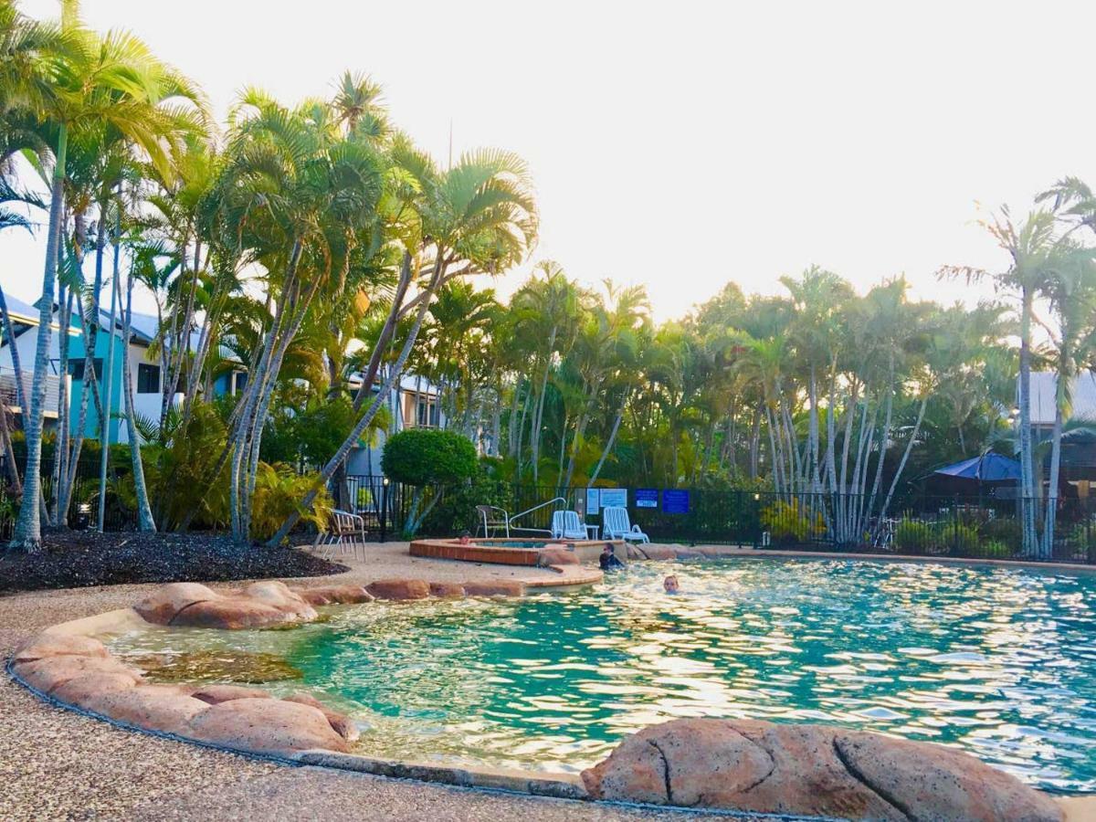 Apartment In 4* Resort - Pool Views - Great Location Noosaville Luaran gambar